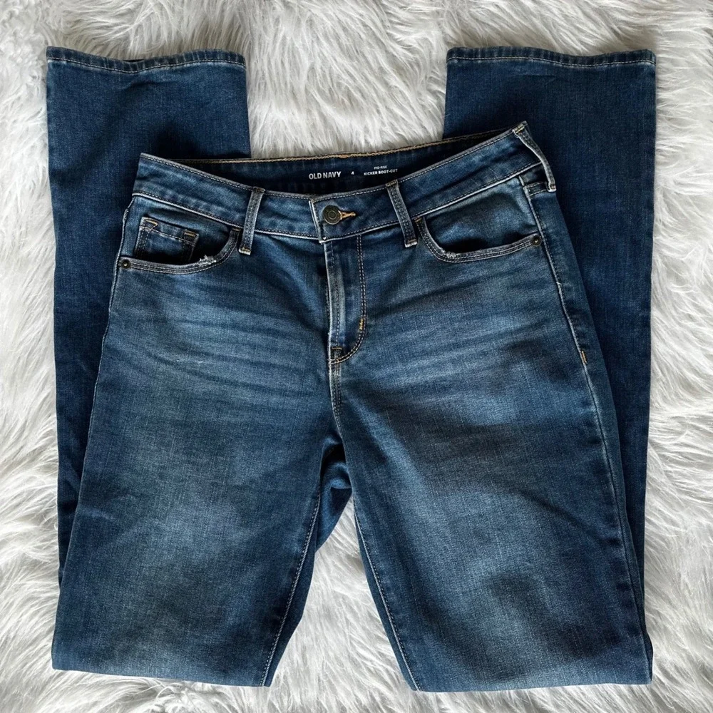 Old Navy Jeans Pants Mid Rise Kicker Boot Cut Blue Wash Denim Casual Size 4 - Picture 3 of 9